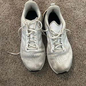 Adidas super response running shoes
